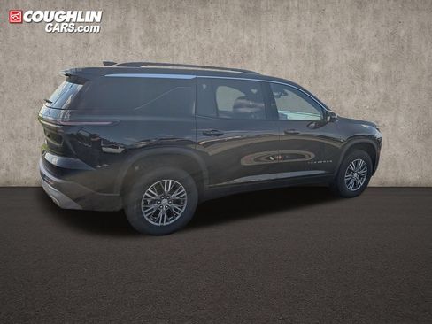 New 2026 Chevrolet Traverse LT w/ Driver Confidence Package AWD/4WD image 8