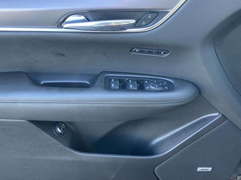 Used 2023 Cadillac XT6 Luxury image 16