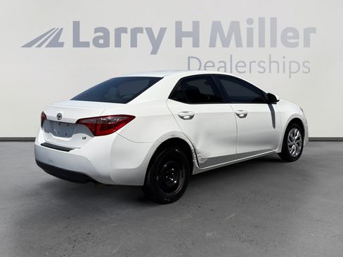 Used 2019 Toyota Corolla LE FWD image 5