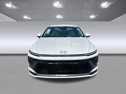 New 2025 Hyundai Sonata SE