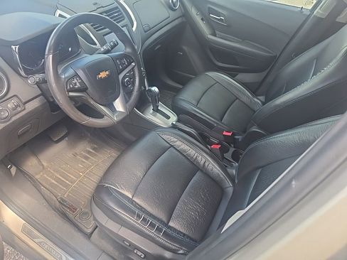 Used 2016 Chevrolet Trax LTZ FWD image 12