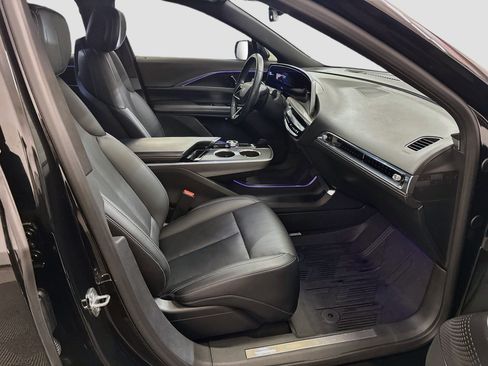 Used 2024 Cadillac Lyriq Luxury w/ LPO, Floor Liner Package AWD/4WD image 34