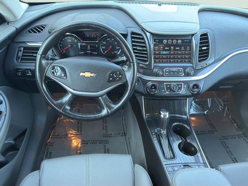 Used 2019 Chevrolet Impala LT w/ LT Convenience Package image 16