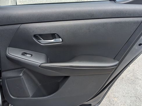 Used 2022 Nissan Sentra S FWD image 30