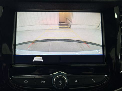 Used 2021 Chevrolet Trax LT FWD image 14