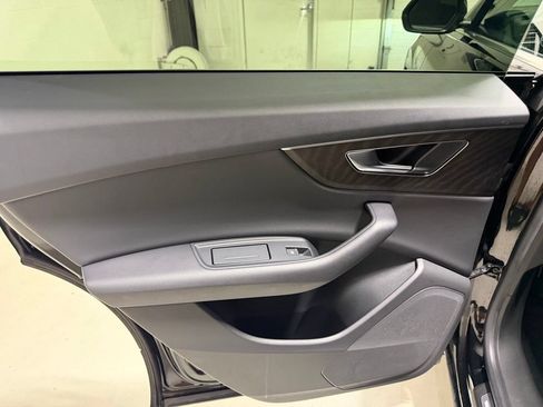 Used 2023 Audi Q8 Premium AWD/4WD image 35