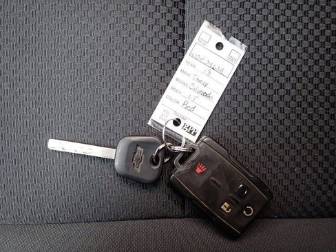 Used 2018 Chevrolet Silverado 1500 LT w/ All Star Edition image 30