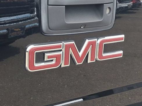 Used 2014 GMC Sierra 1500 SLT w/ All-Terrain Package AWD/4WD image 32