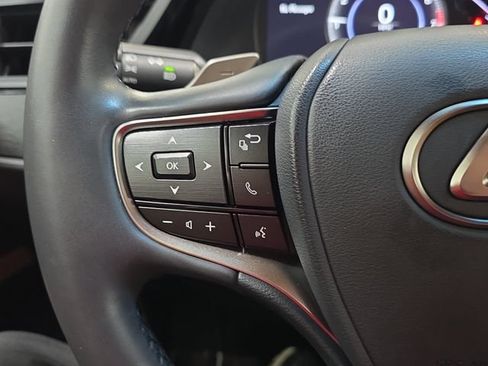 Used 2022 Lexus ES 350 w/ Premium Package FWD image 16