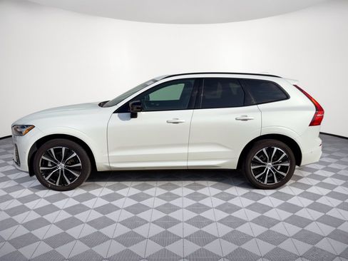 Used 2024 Volvo XC60 B5 Plus w/ Protection Package Premier AWD/4WD image 2