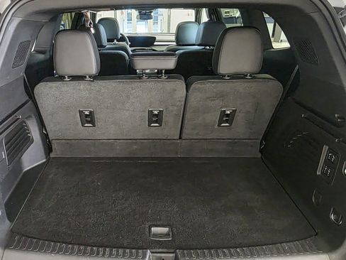 Used 2025 Buick Enclave Avenir w/ Trailering Package, 5000 lbs. AWD/4WD image 27