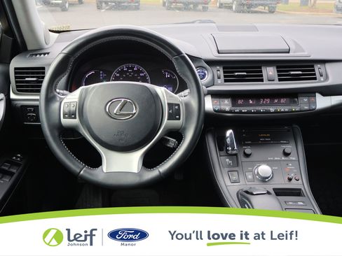 Used 2013 Lexus CT 200h image 25