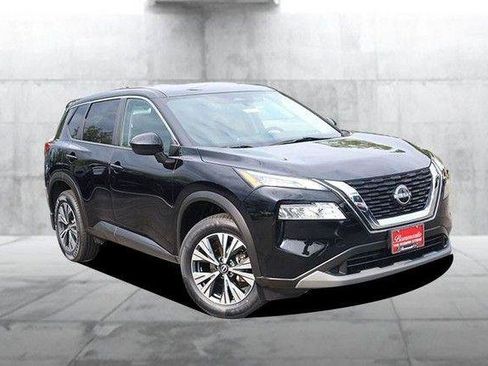 Used 2023 Nissan Rogue SV AWD/4WD image 2