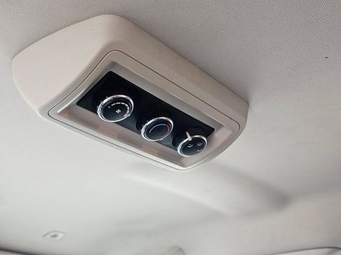 Used 2018 Dodge Journey SE w/ Popular Equipment Group image 24