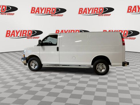 Used 2023 Chevrolet Express 2500 w/ Driver Convenience Package image 5