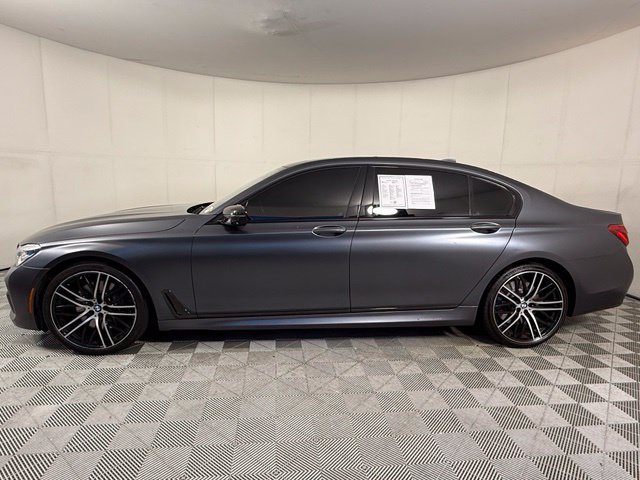 Used 2018 BMW 750i RWD image 3