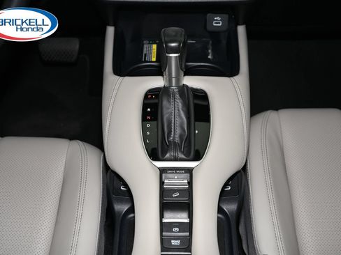 Used 2024 Honda HR-V EX-L image 25