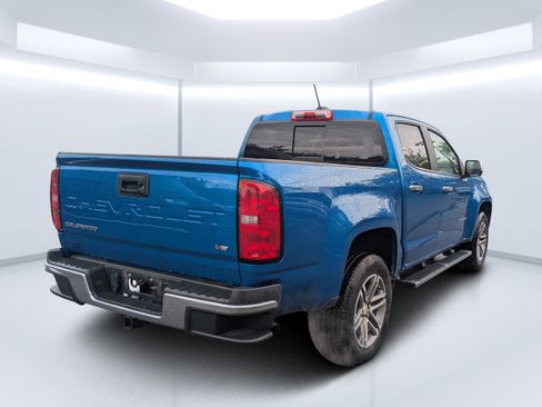 Used 2022 Chevrolet Colorado LT w/ LT Convenience Package image 5