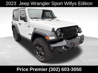 Used 2023 Jeep Wrangler Sport AWD/4WD video 1