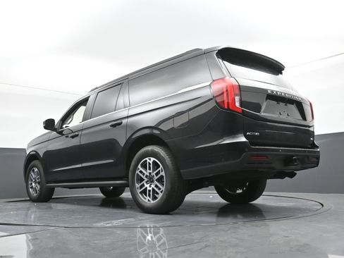 Used 2025 Ford Expedition Max Active image 26