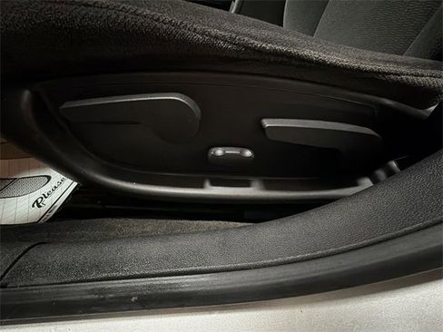 Certified 2013 Chevrolet Impala LT image 12