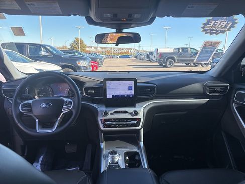 Used 2023 Ford Explorer XLT w/ Equipment Group 202A image 37