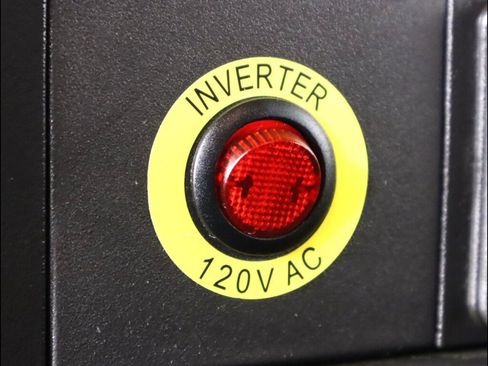 Used 2017 Chevrolet Express 2500 RWD image 24