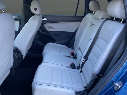 Used 2019 Volkswagen Tiguan SEL Premium R-Line AWD/4WD image 23
