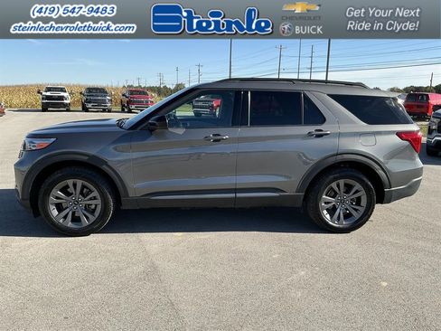 Used 2023 Ford Explorer XLT w/ Equipment Group 202A image 7