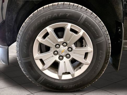 Used 2018 Chevrolet Colorado LT AWD/4WD image 8
