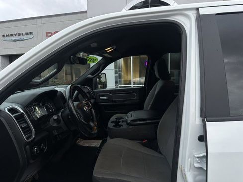 Used 2023 RAM 2500 Big Horn w/ Level 1 Equipment Group image 2