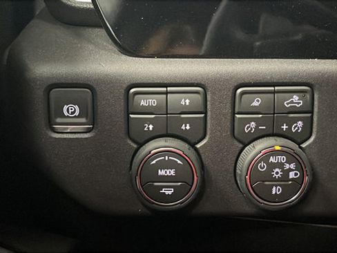 New 2026 Chevrolet Silverado 1500 LT Trail Boss w/ Safety Package AWD/4WD image 35