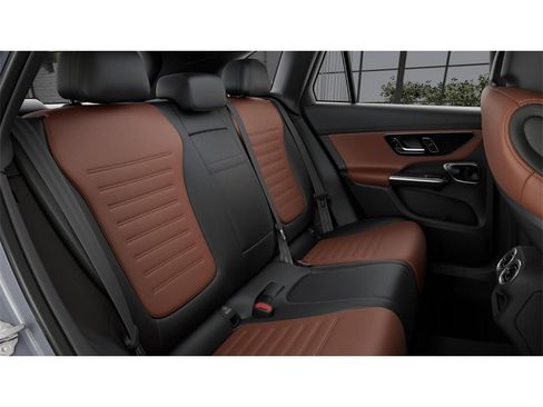 New 2026 Mercedes-Benz GLC 300 4MATIC image 5