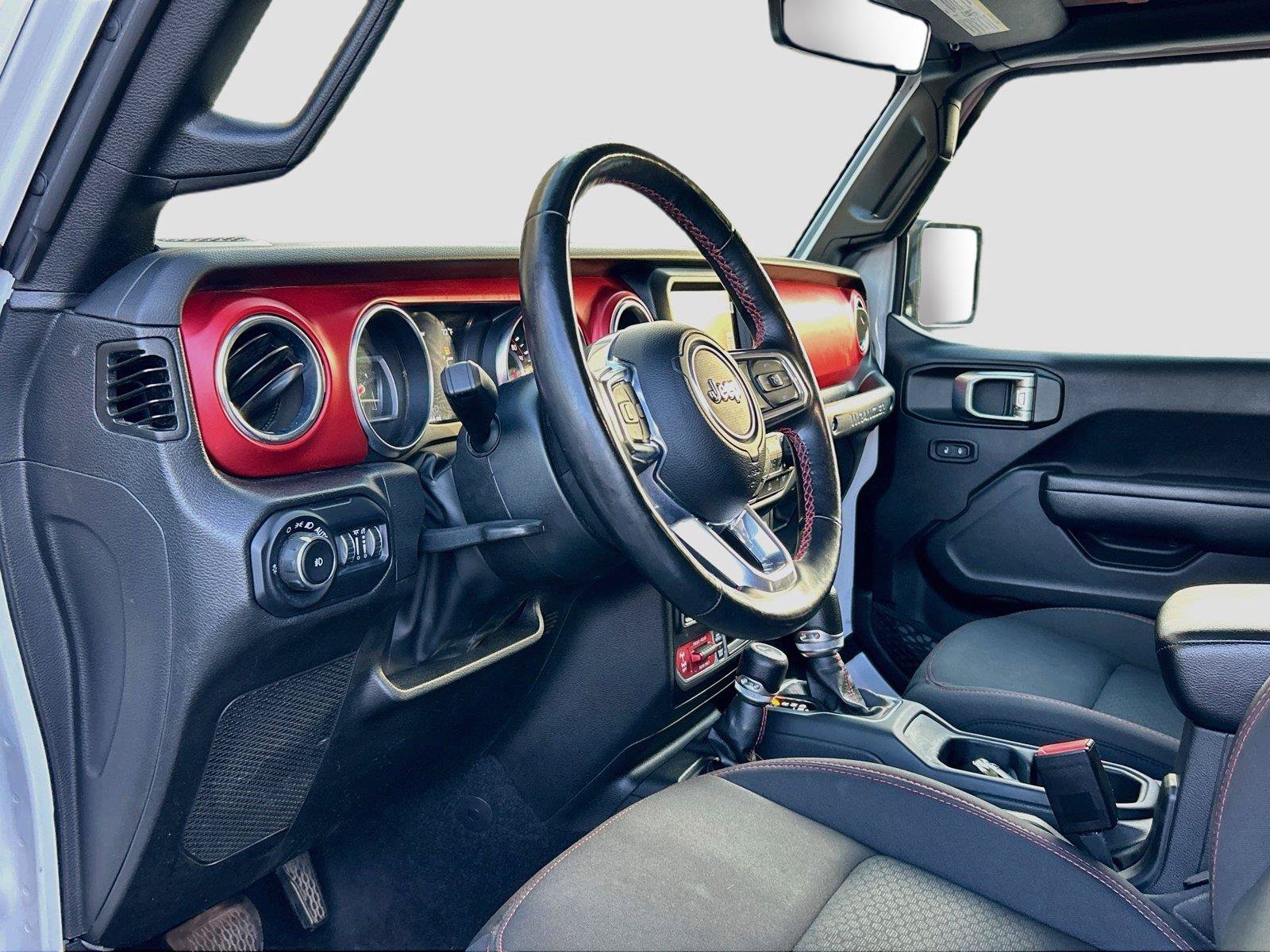 Used 2022 Jeep Wrangler Unlimited Rubicon w/ Dual Top Group AWD/4WD image 25