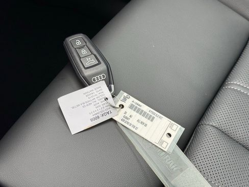 New 2025 Audi Q5 Premium Plus image 36