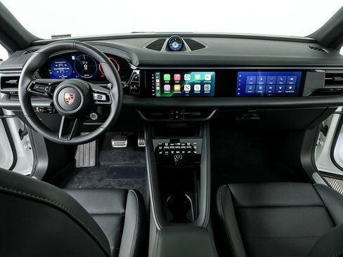 New 2025 Porsche Macan 4S Electric image 20