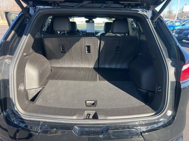 Used 2022 Chevrolet Blazer RS w/ LPO, Floor Liner Package AWD/4WD image 54