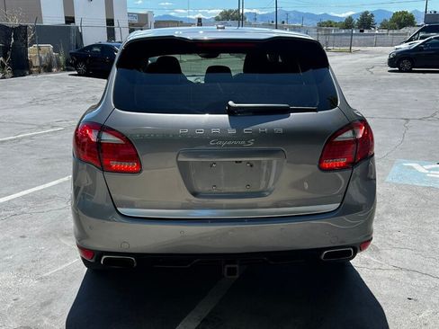 Used 2011 Porsche Cayenne S AWD/4WD image 6