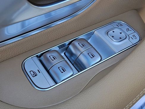 New 2026 Mercedes-Benz GLE 450 4MATIC image 16