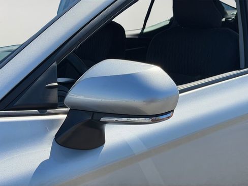 Used 2025 Toyota Camry LE FWD image 27