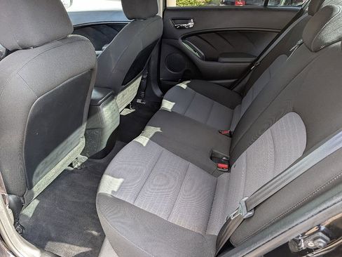 Used 2018 Kia Forte S FWD image 22