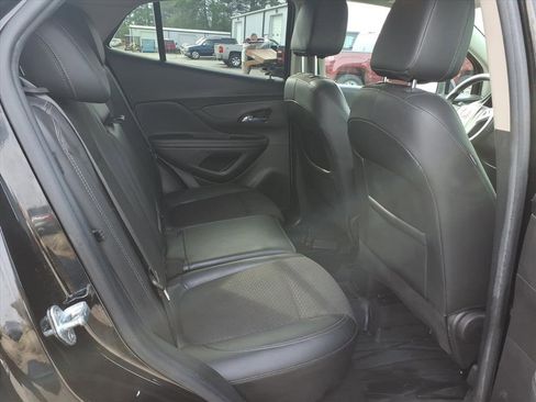 Used 2022 Buick Encore Preferred image 12