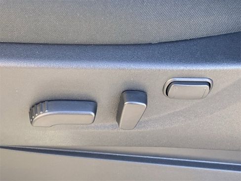 New 2026 Nissan Frontier PRO-4X w/ Pro-4x Convenience Package image 16