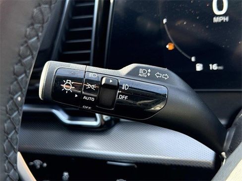 Used 2023 Kia Sportage SX image 27
