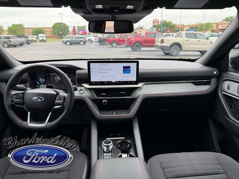Used 2025 Ford Explorer ST-Line w/ Premium Package AWD/4WD image 9