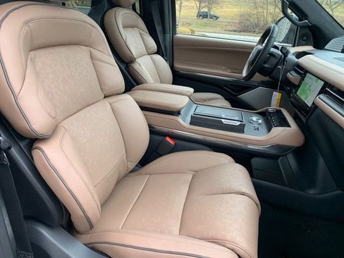 New 2026 Lincoln Navigator Black Label image 19