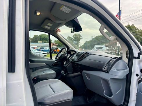 Used 2018 Ford Transit 250 130 Low Roof image 13