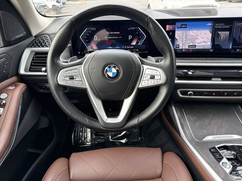 Used 2023 BMW X7 xDrive40i w/ Executive Package AWD/4WD image 13