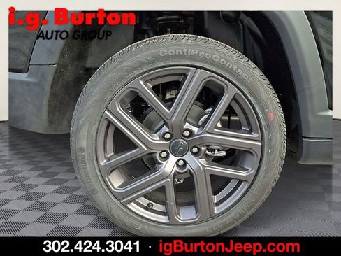 New 2026 Jeep Compass Limited image 5