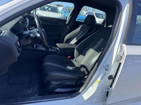 Used 2024 Honda Civic Sport image 13